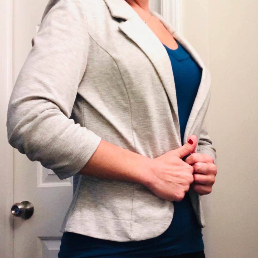 Gray comfy blazer.  Junior size Large. 💄